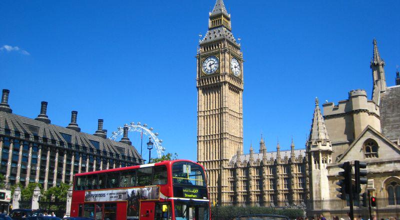 アルプスのホテル(ブッキングドットコム)