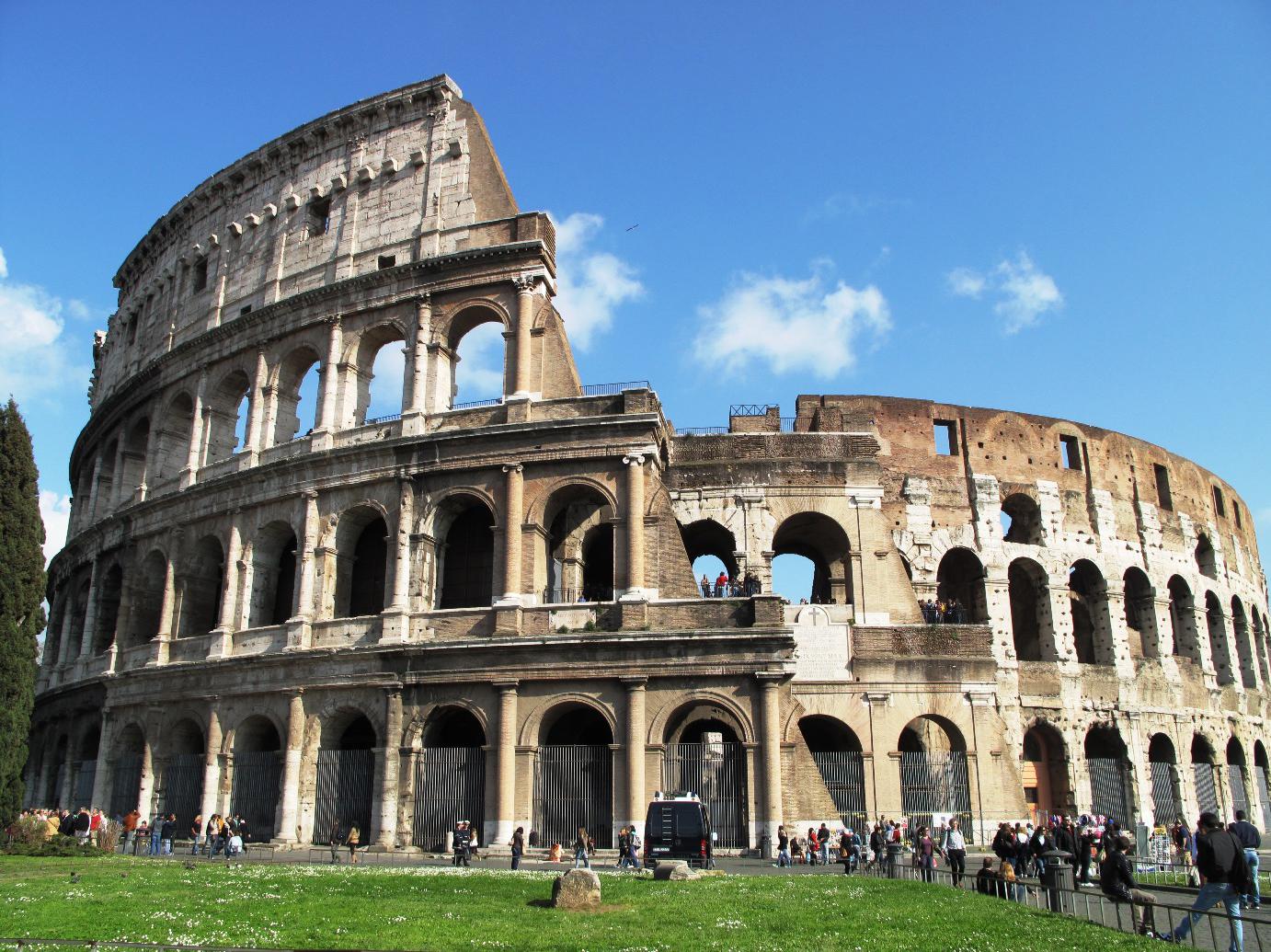 ローマ　ブッキングコム