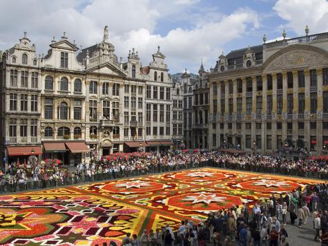 ブリュッセル　ブッキングコム