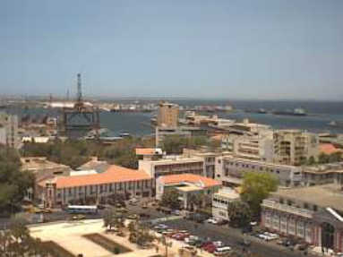 ダカール　ブッキングドットコム