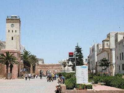 エッサウイラ　ブッキングドットコム