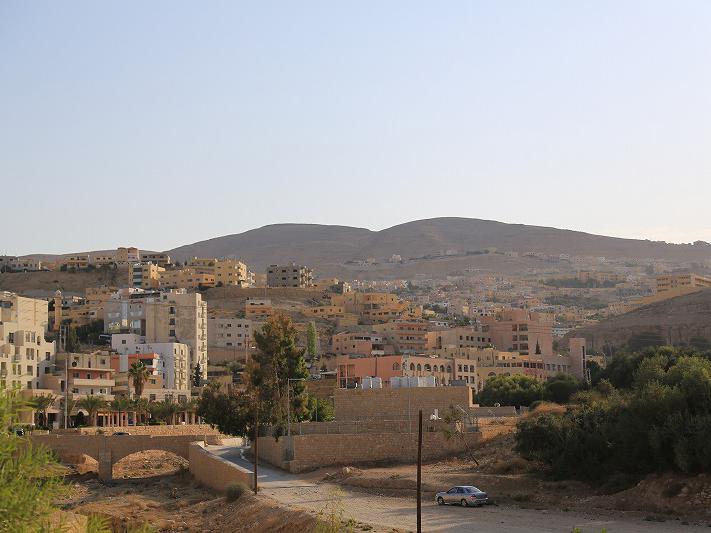 ワディムーサ　ブッキングドットコム