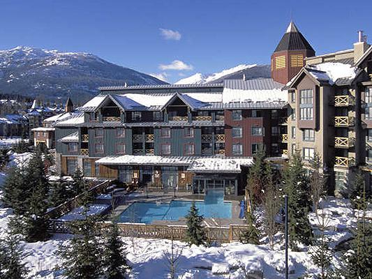 ウイスラー　ブッキングドットコム